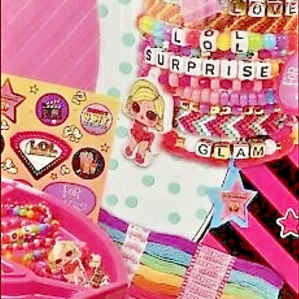 LOL SURPRISE Girls Jewelry Studio Case Over 1000 Accessories Make Jewelry 6+ NEW